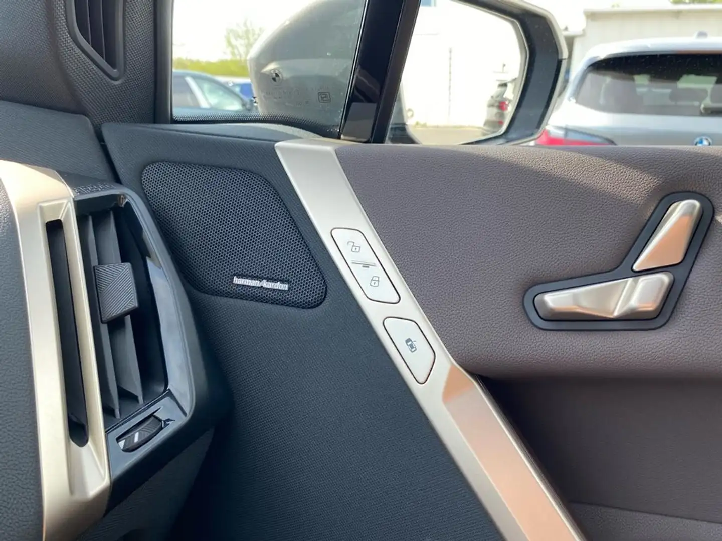 BMW iX Sportpaket Grau - 2