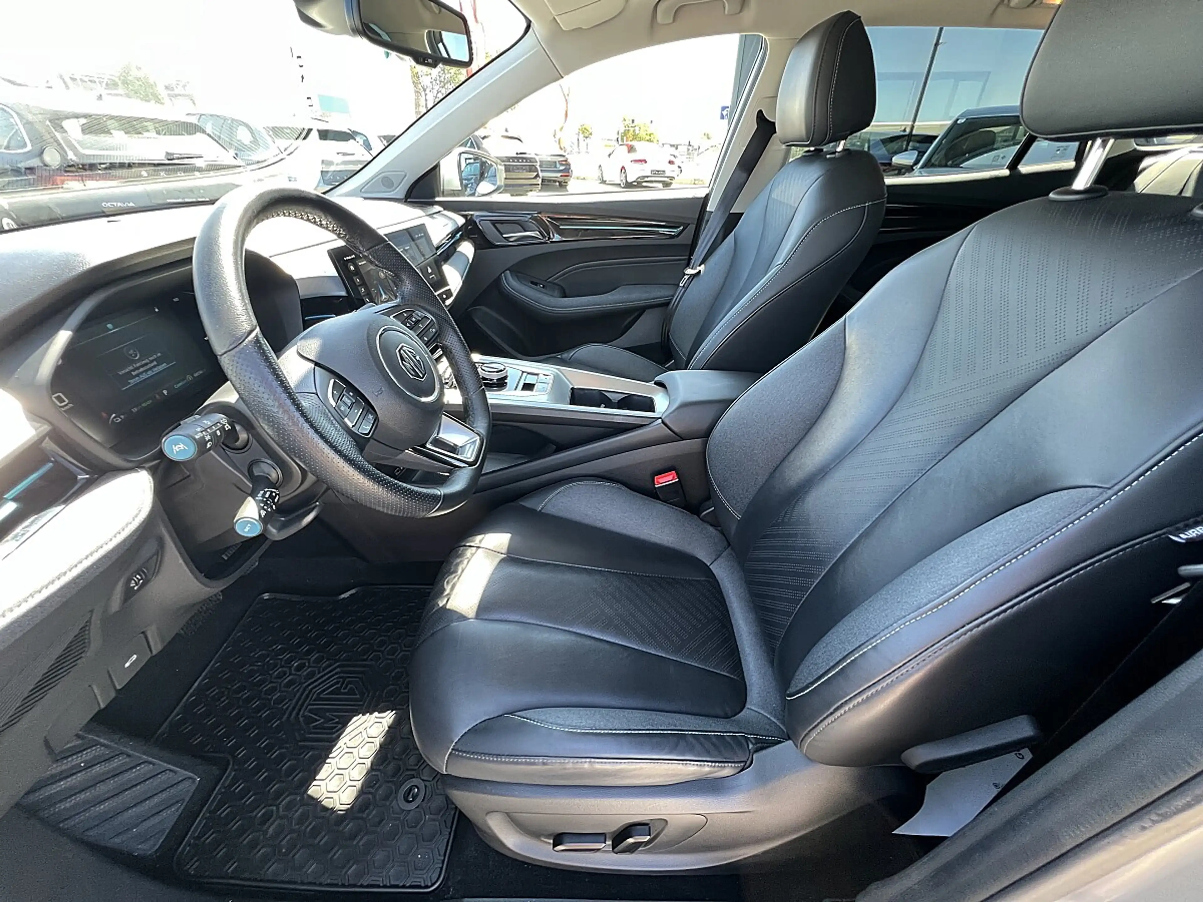 MG MG5 EV Luxury 61,1 kWh Maximal Reichweite — photo 11