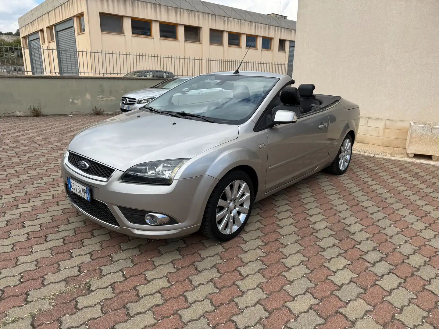 Ford Focus Focus II 2005 CC CC 2.0 tdci Titanium 136cv dpf Argento - 1