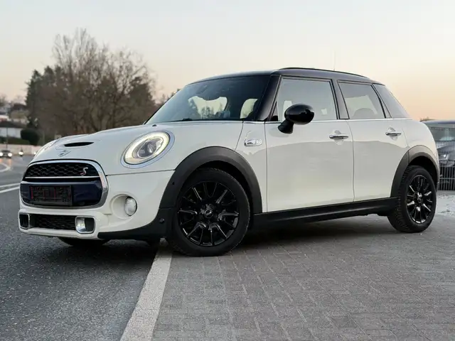 MINI Cooper SD Cooper SD JCW-Paket *Pano* LED Navi HeadUp Automat