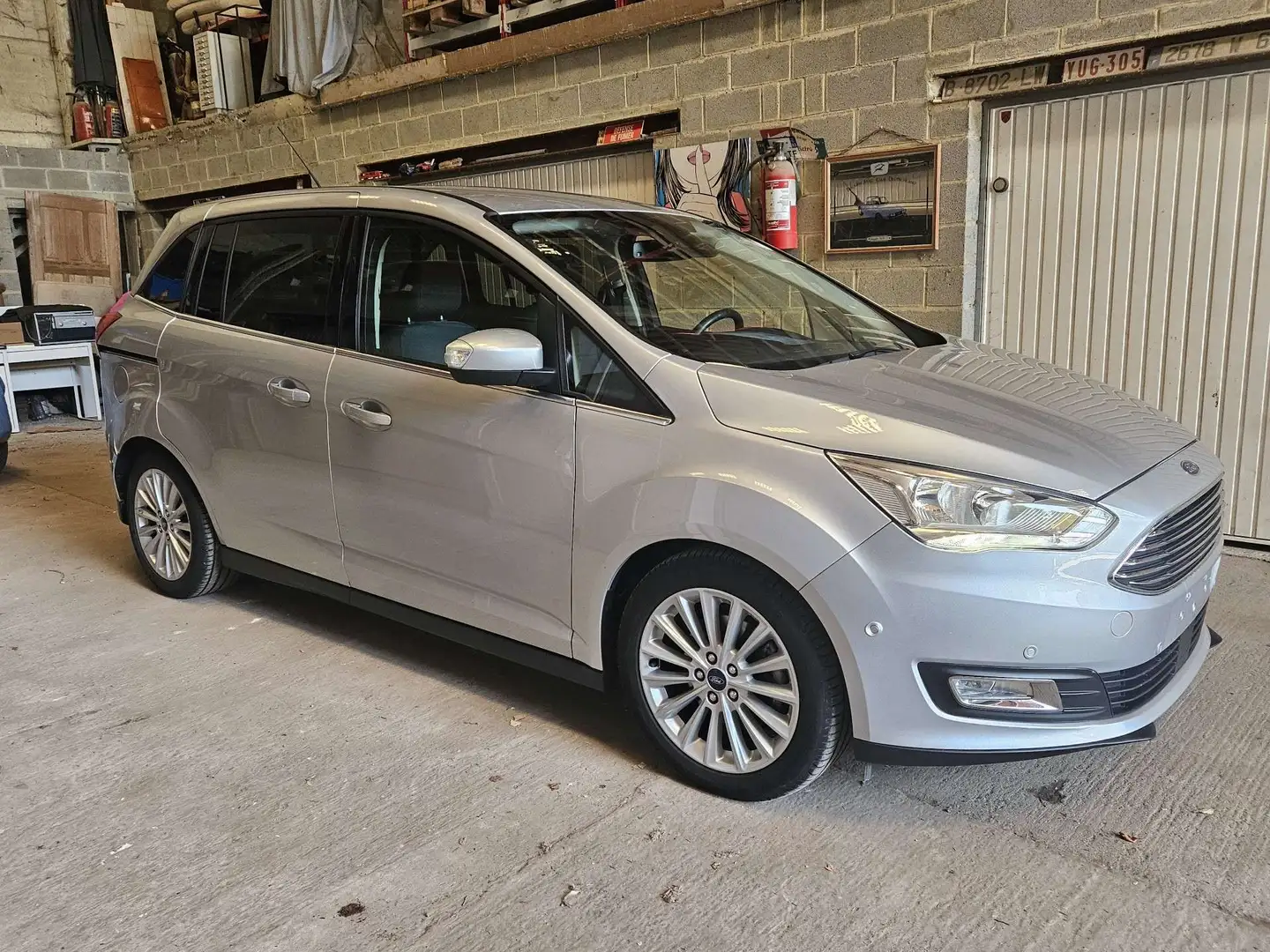 Ford Grand C-Max 1.5 TDCi Business Class PowerSh.(EU6.2) Gris - 2