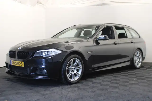 BMW 523