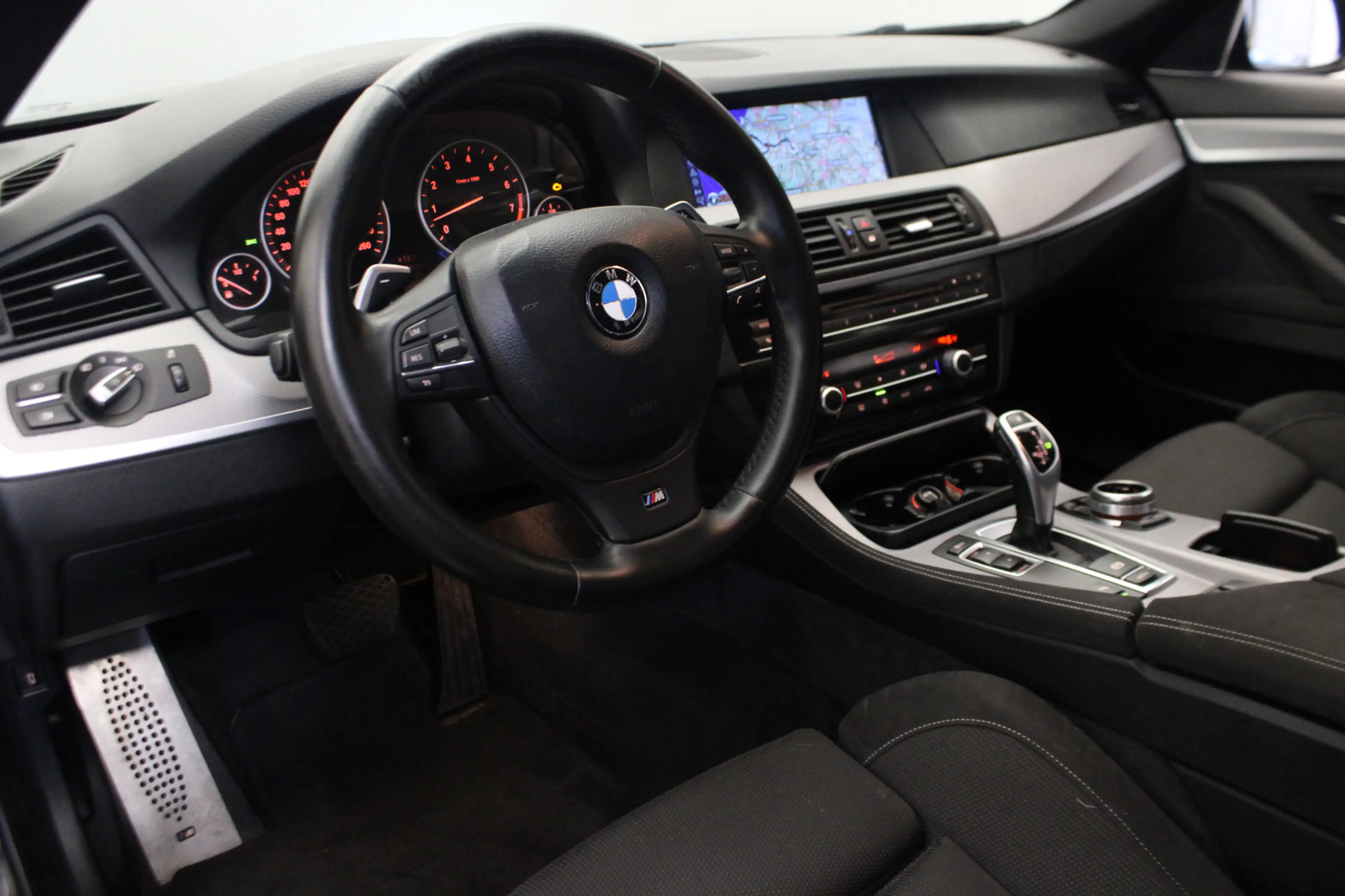 BMW 523 5-serie Touring 523i Executive |M Sport| — photo 9