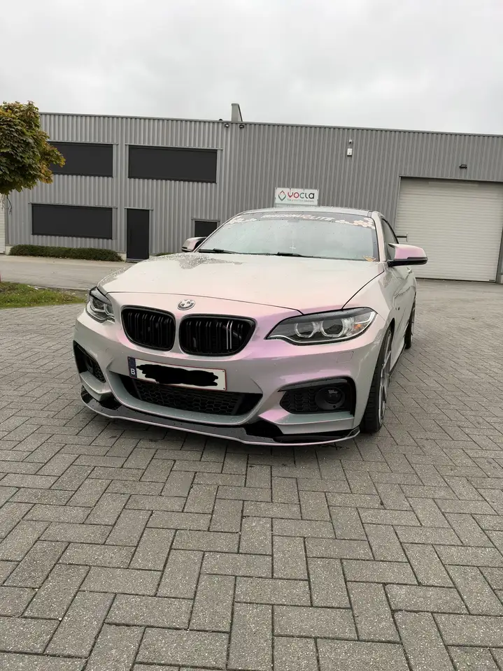 BMW 220