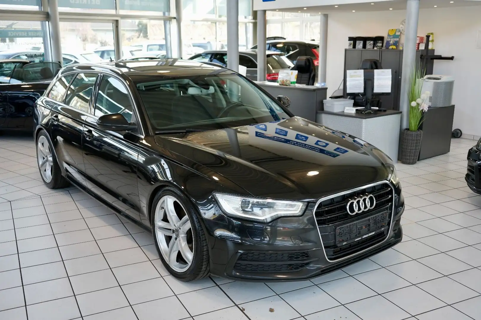 Audi A6 Avant 3.0 TDI S-Line*Sthzg.*Panorama*2.Hd.20" Noir - 1