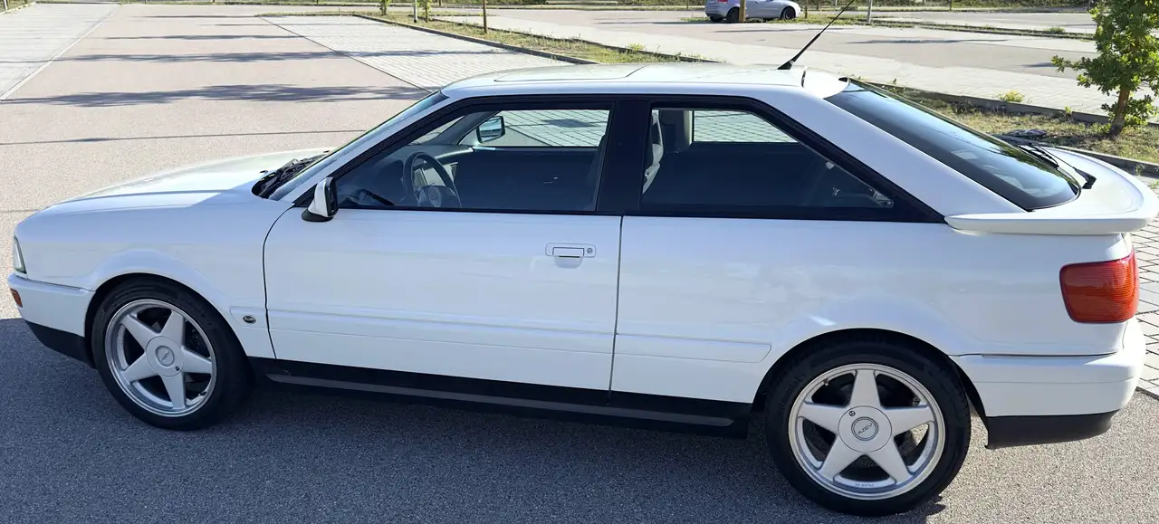 Audi Coupe Typ 89 2.3 20V, foto 3