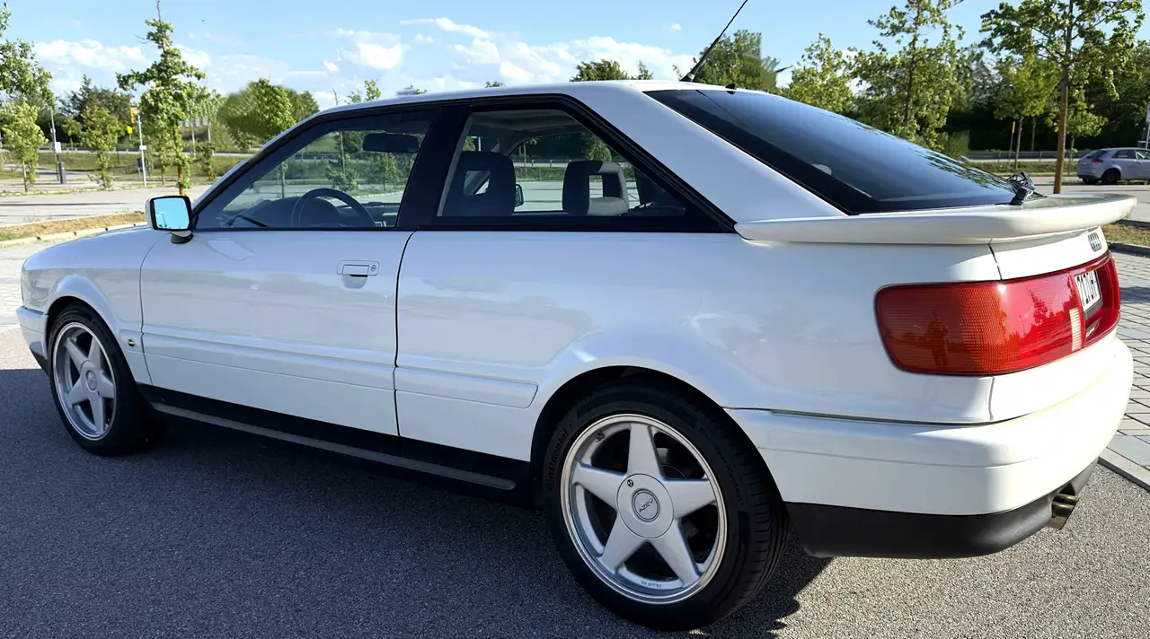 Audi Coupe Typ 89 2.3 20V, foto 4