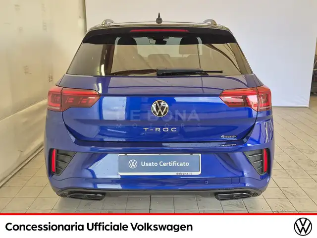 Volkswagen T-Roc view 5