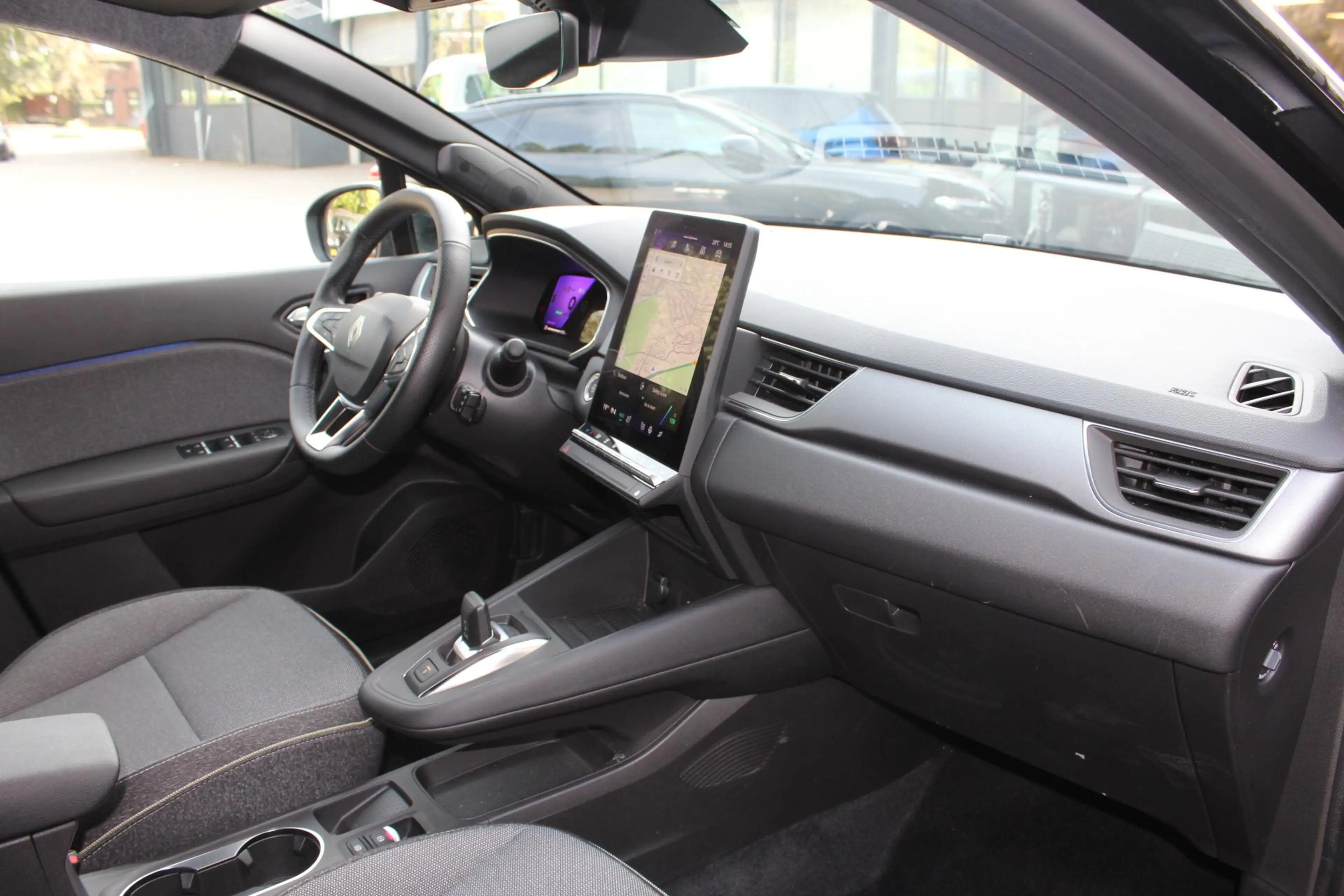 Renault Symbioz 1.8 E-Tech full hybrid 160 techno — photo 8