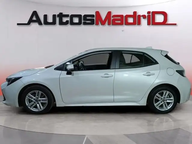 Toyota Corolla view 4