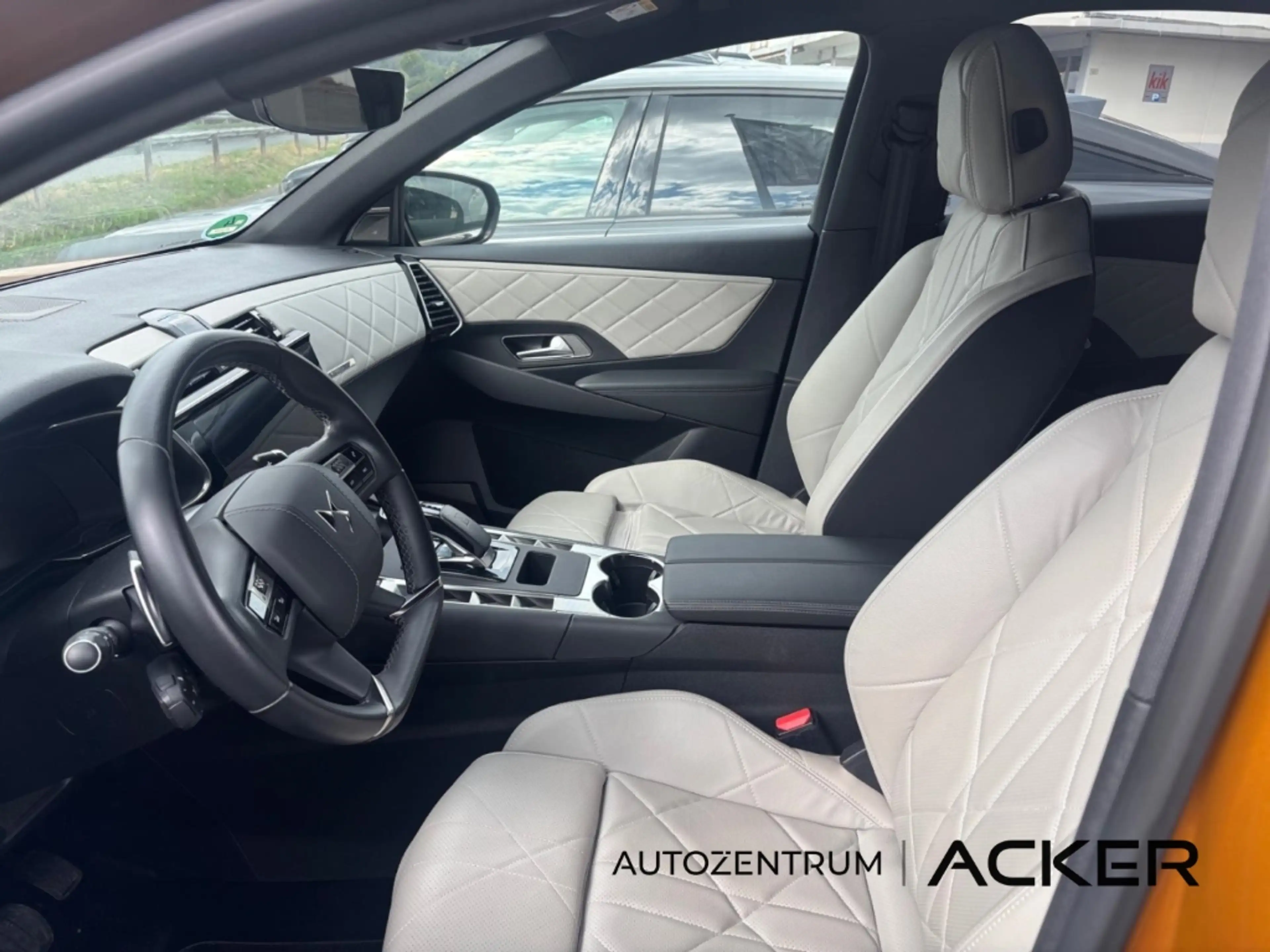 DS Automobiles DS 7 Crossback E-Tense PHEV 4x4 So Chic RFK/LED — photo 10