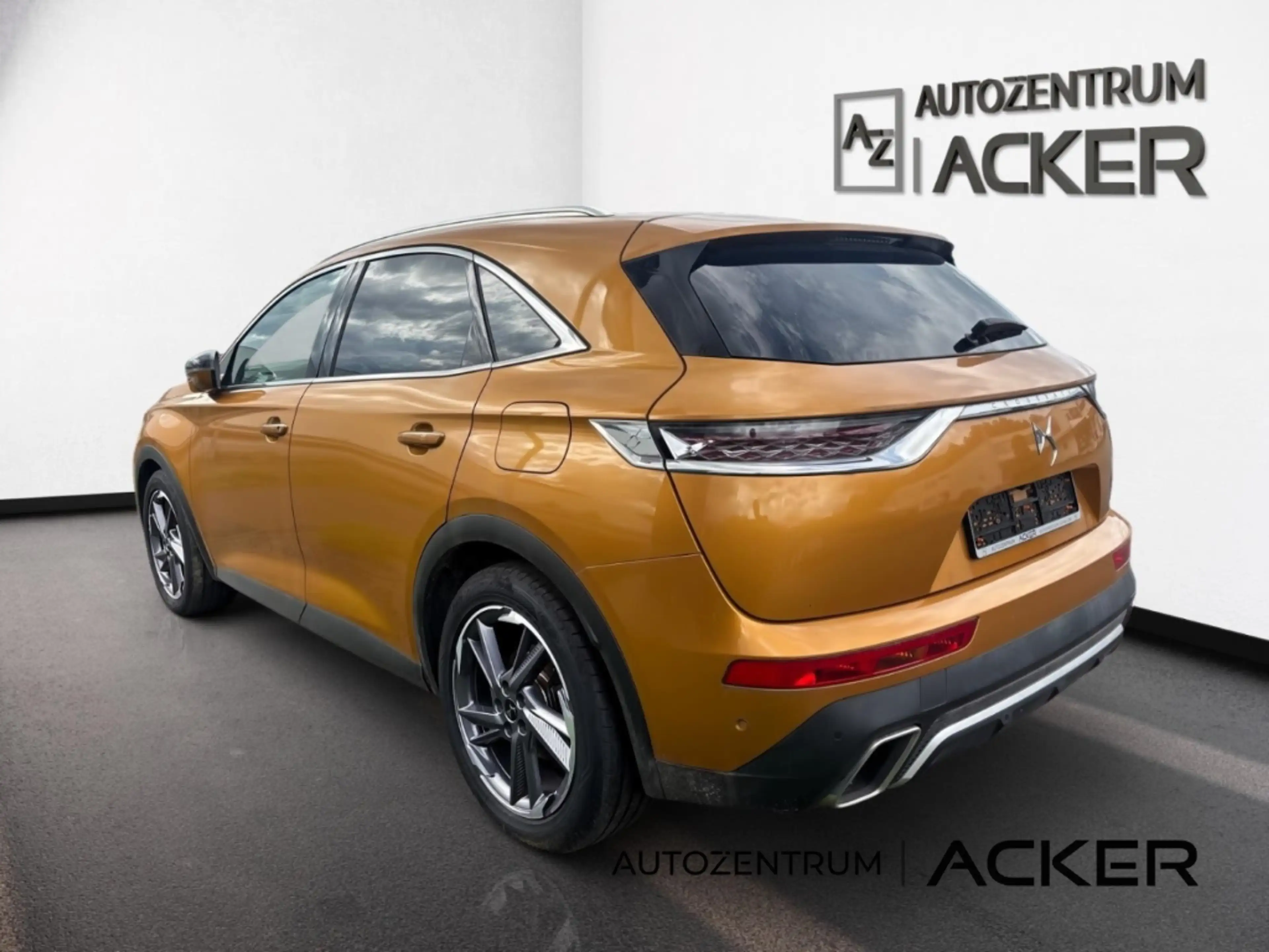 DS Automobiles DS 7 Crossback E-Tense PHEV 4x4 So Chic RFK/LED — photo 5