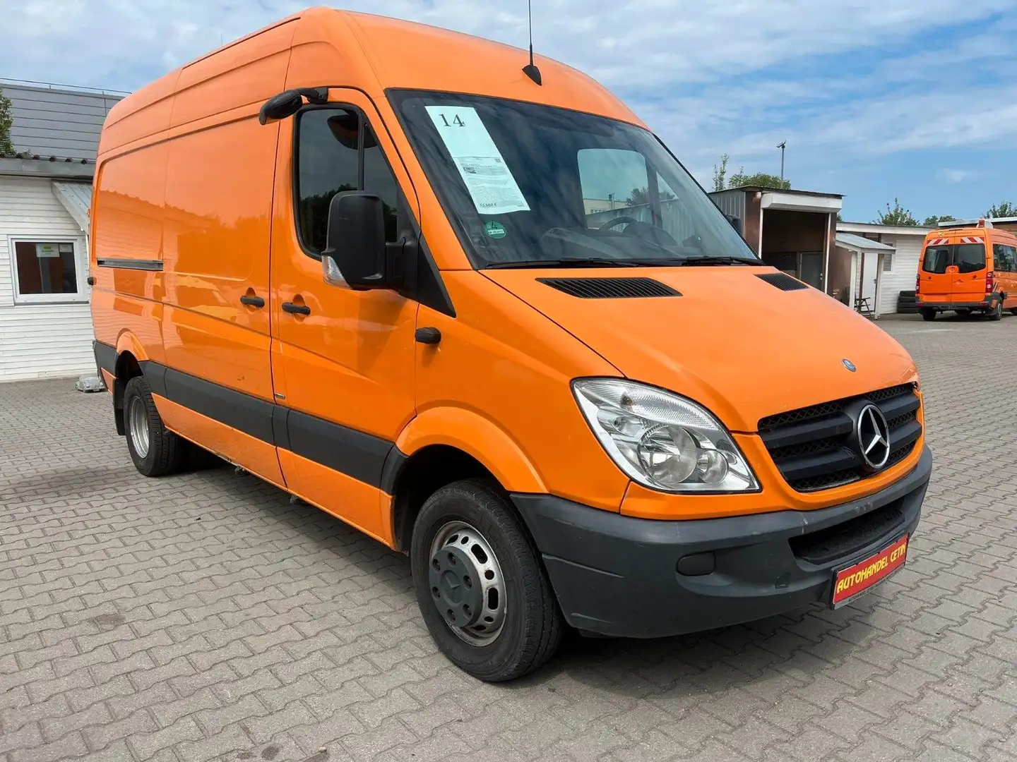 Mercedes-Benz Sprinter II Kasten 513 Orange - 1