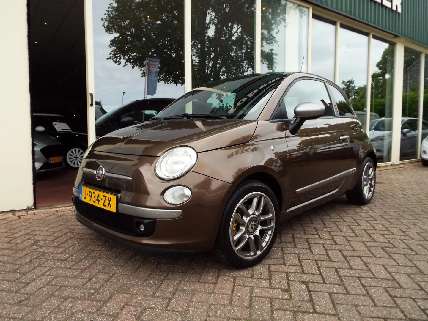 Fiat 500 1.4-16V Lounge AIRCO-PANODAK-LICHTMETAAL-12 MAANDE Brun - 2