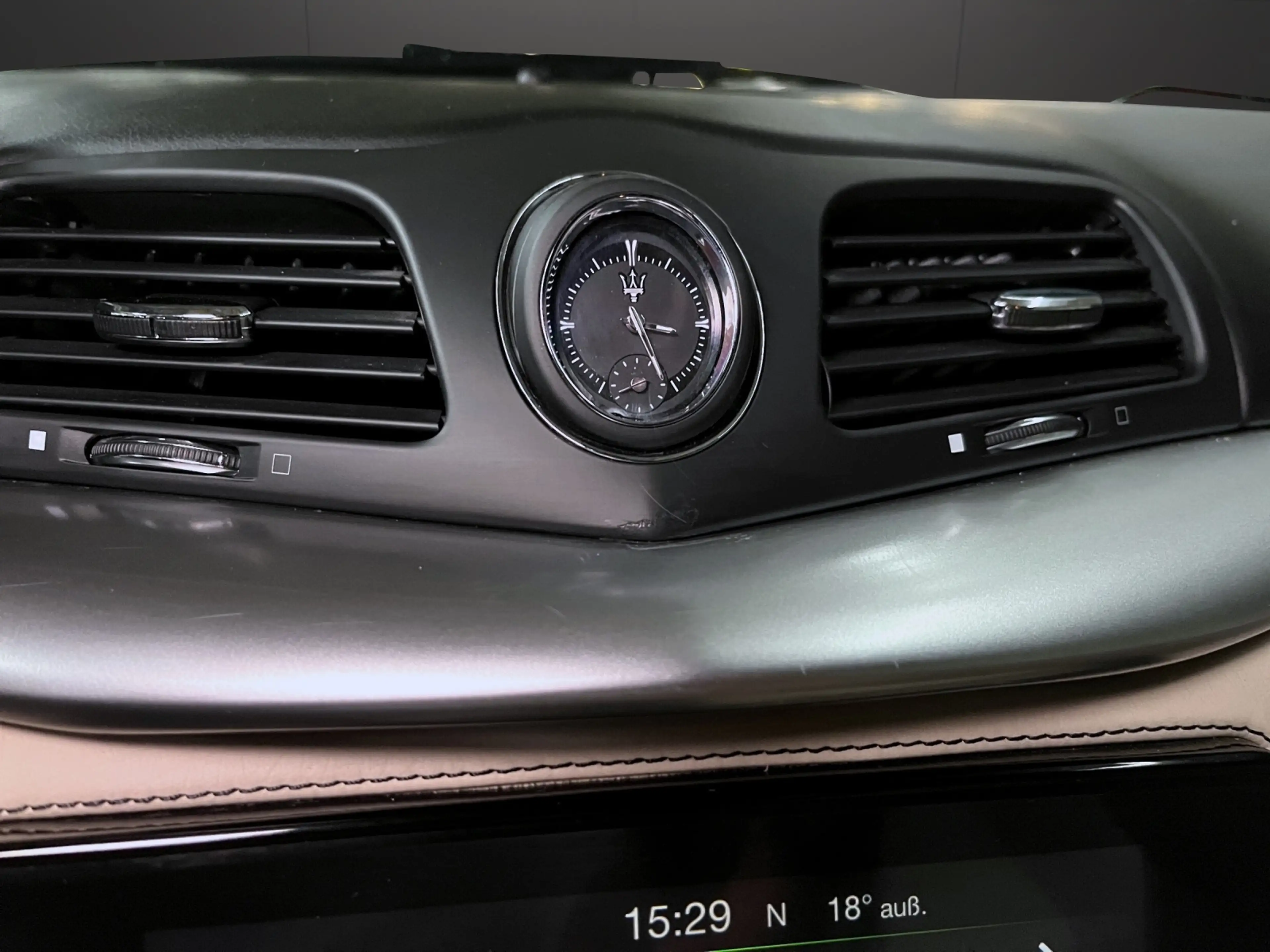Maserati GranTurismo Sport — photo 14