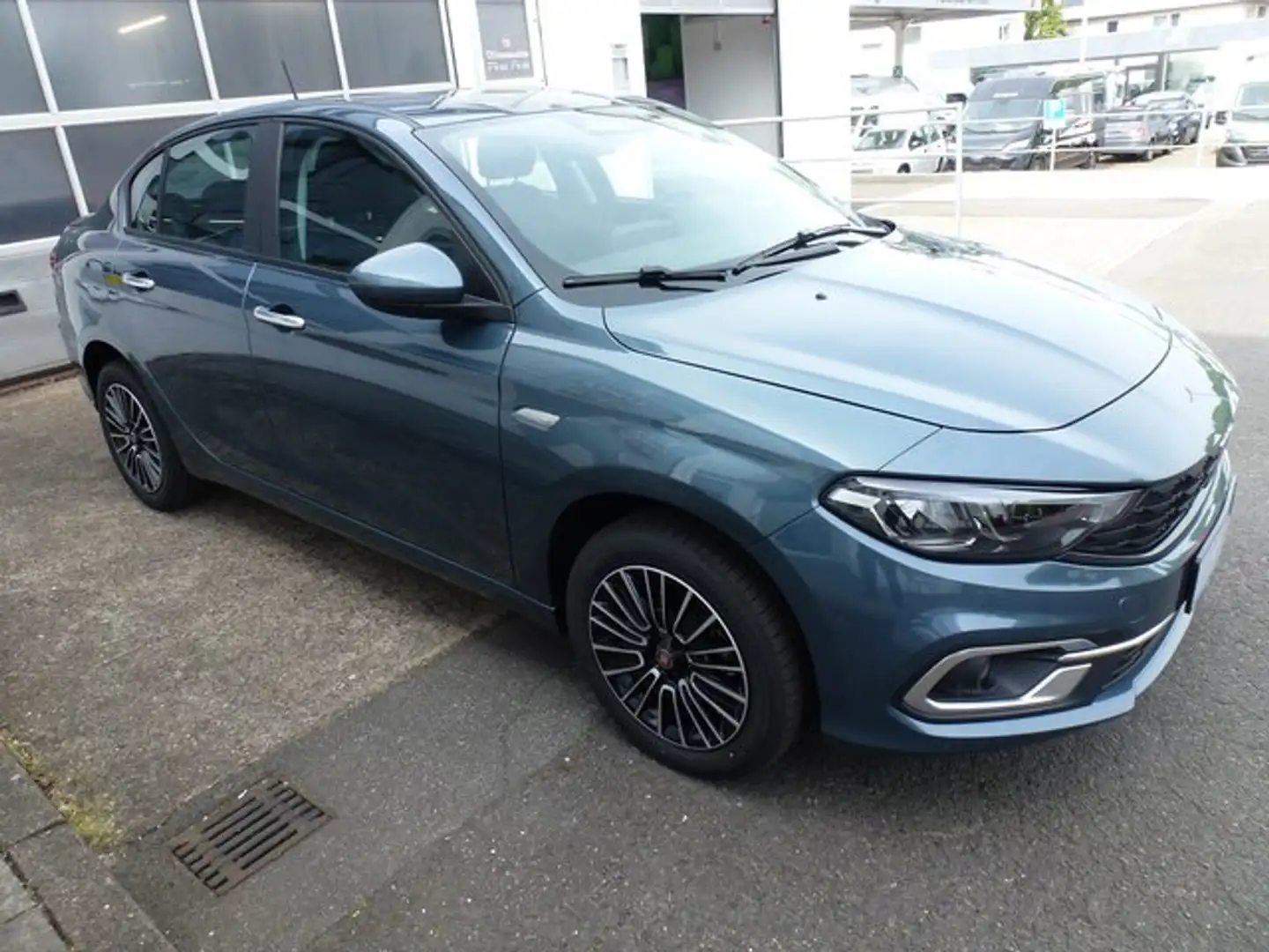 Fiat Tipo Limo 1,6 Multijet Diesel 96 kW (130 PS) Klimaautom Kék - 2