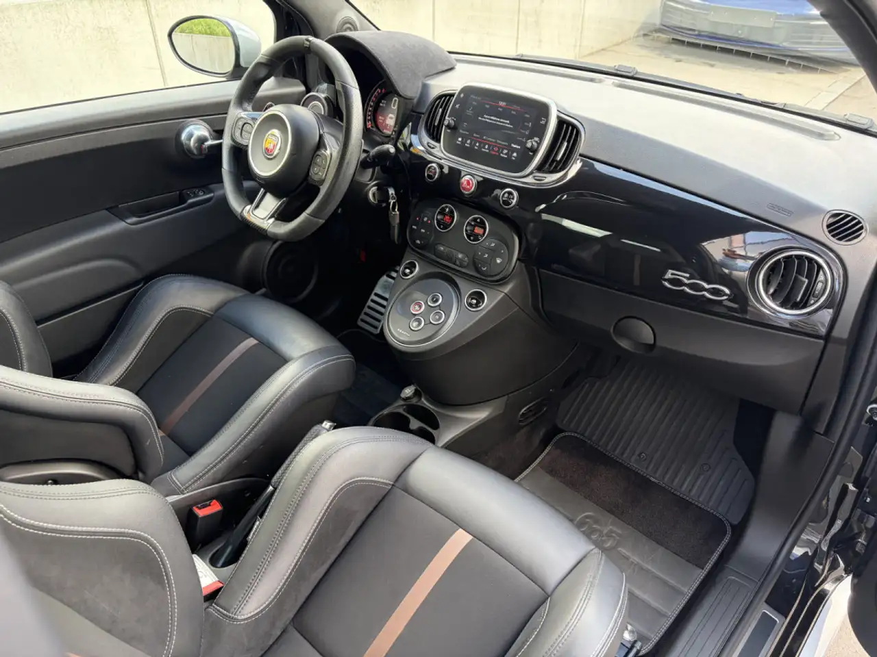 Abarth 695 2021 — фото 10