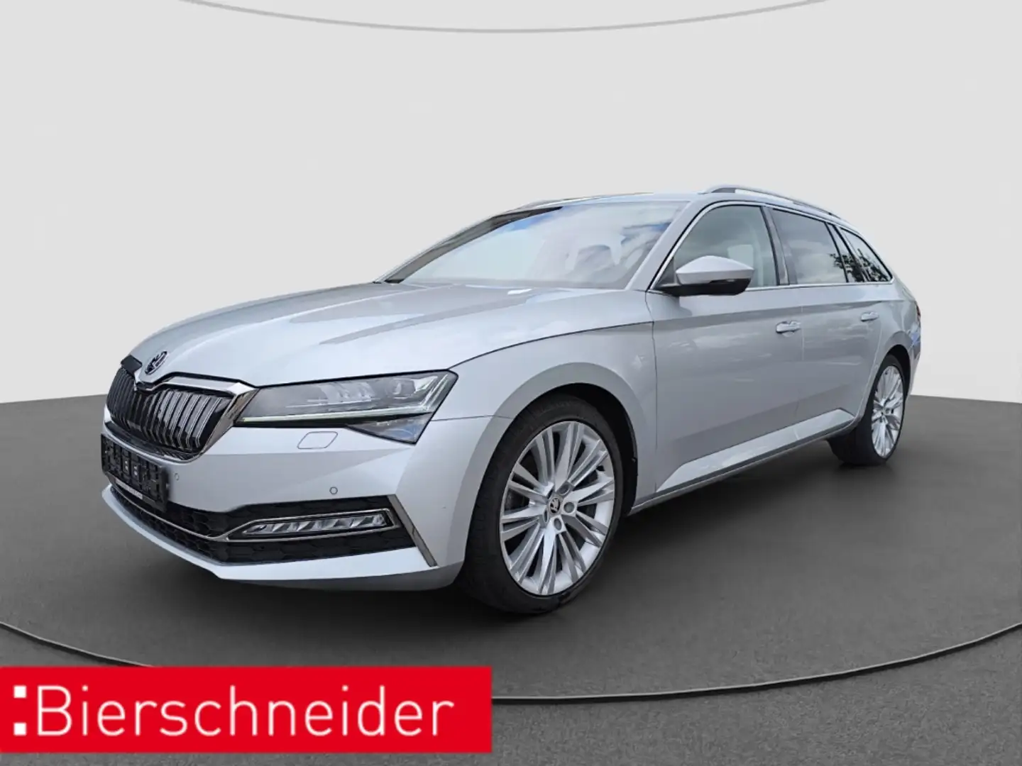 Skoda Superb Combi 1.4 electric TSI Style iV AHK NAVI DCC ACC P Silber - 1