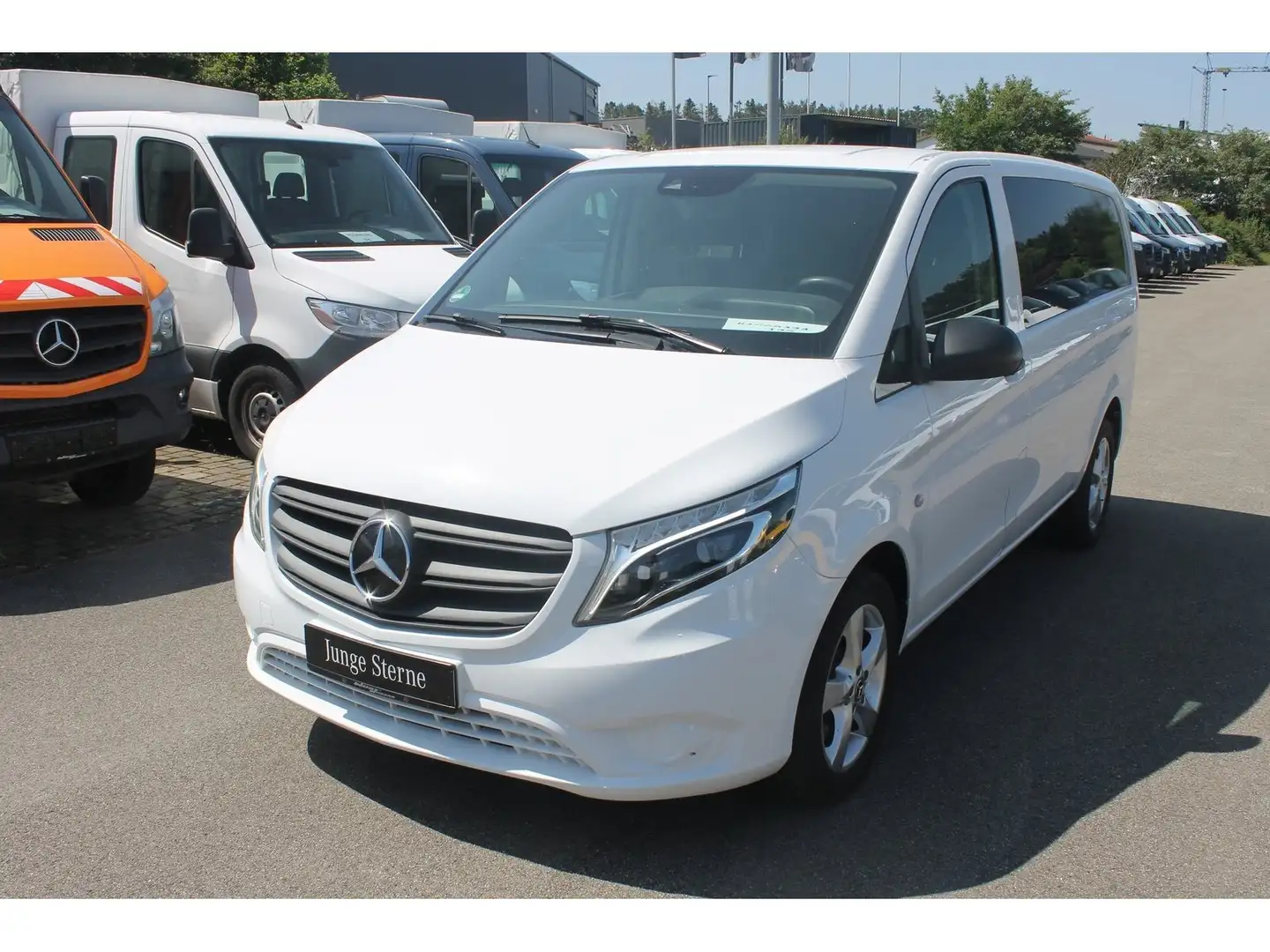 Mercedes-Benz Vito 119 CDI Mixto+AHK+Trennwand+LED+Klima+Navi+ Weiß - 2