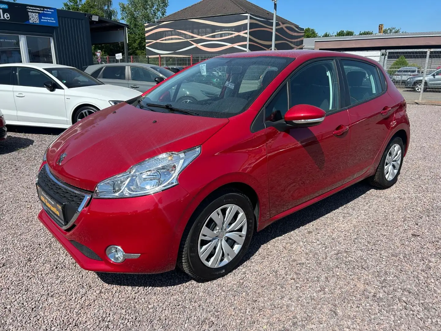 Peugeot 208 Active *Tempomat*MFL* 1.Hand* Rood - 1