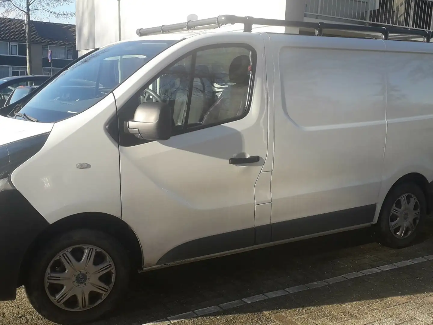 Opel Vivaro buscamper Wit - 1