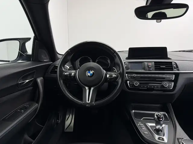 BMW M2 view 11