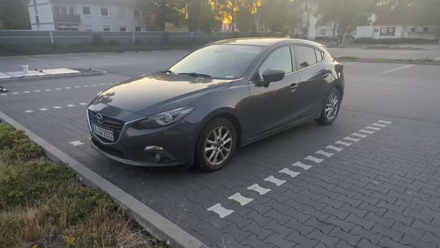 Imagine Mazda 3 SKYACTIV-G 120 Center-Line