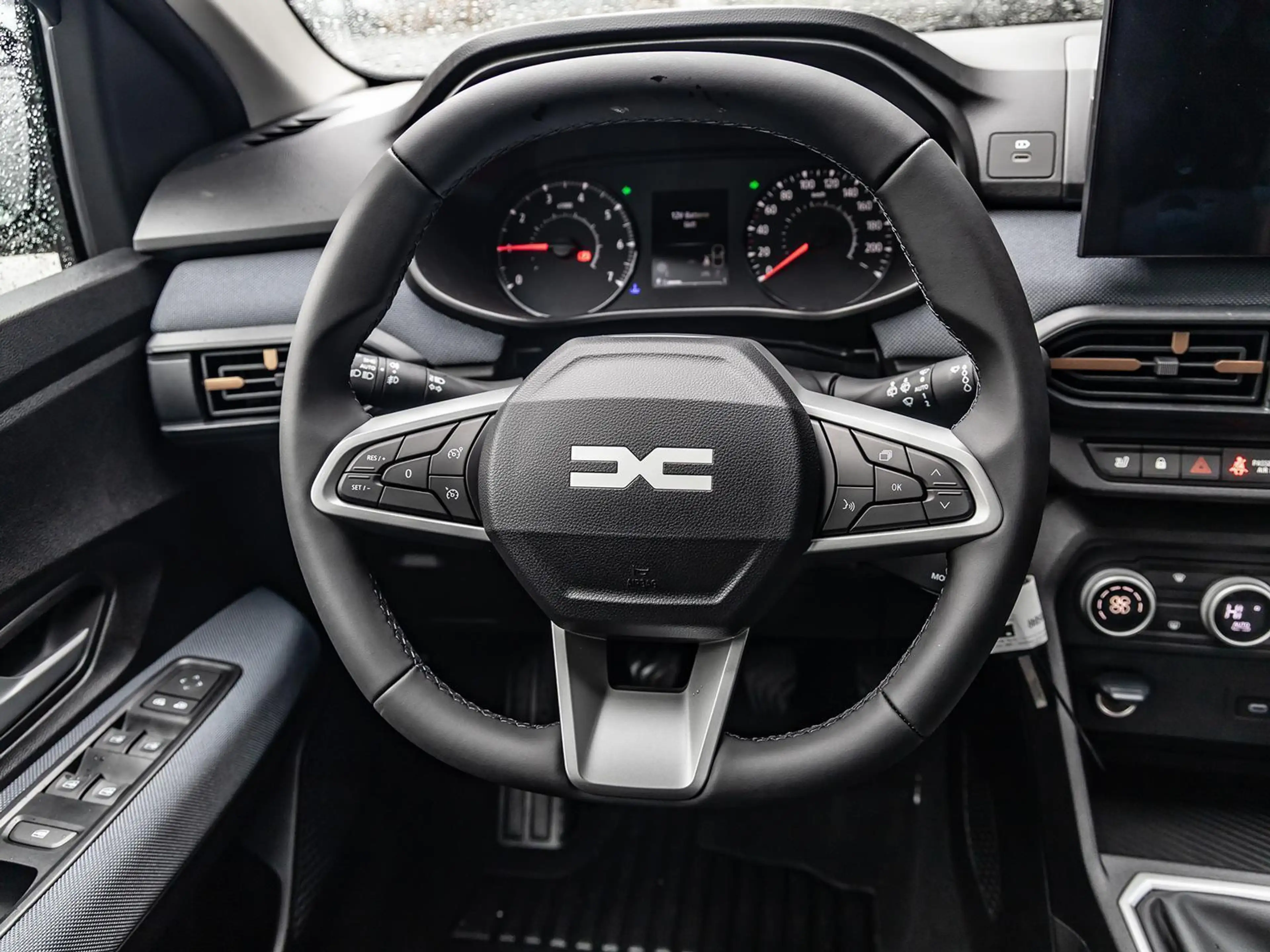 Dacia Sandero Stepway Expression Eco-G 120 NAVI SHZ BT — photo 9