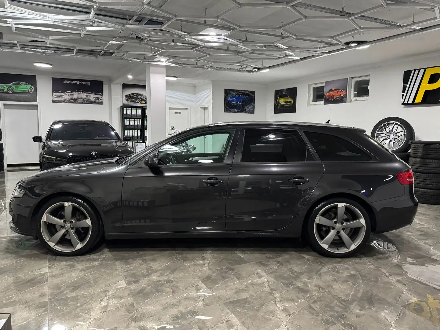 Audi A4 Avant 2.0 TDI / S-Line Autom. B&O RS-Sitze Gris - 2