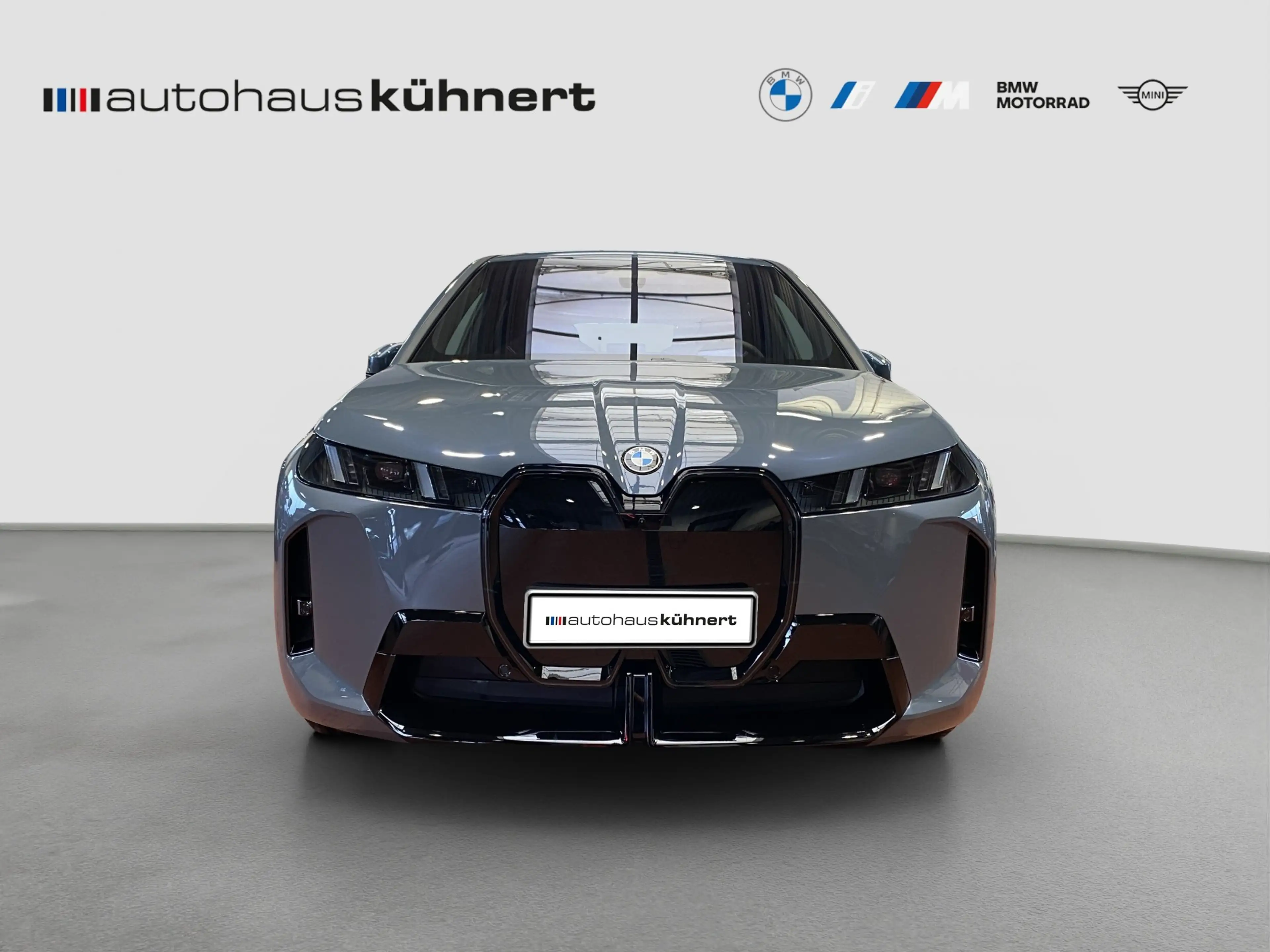 BMW iX xDrive45 Elektro UPE: 107.410 EUR M-Sport PRO — photo 3