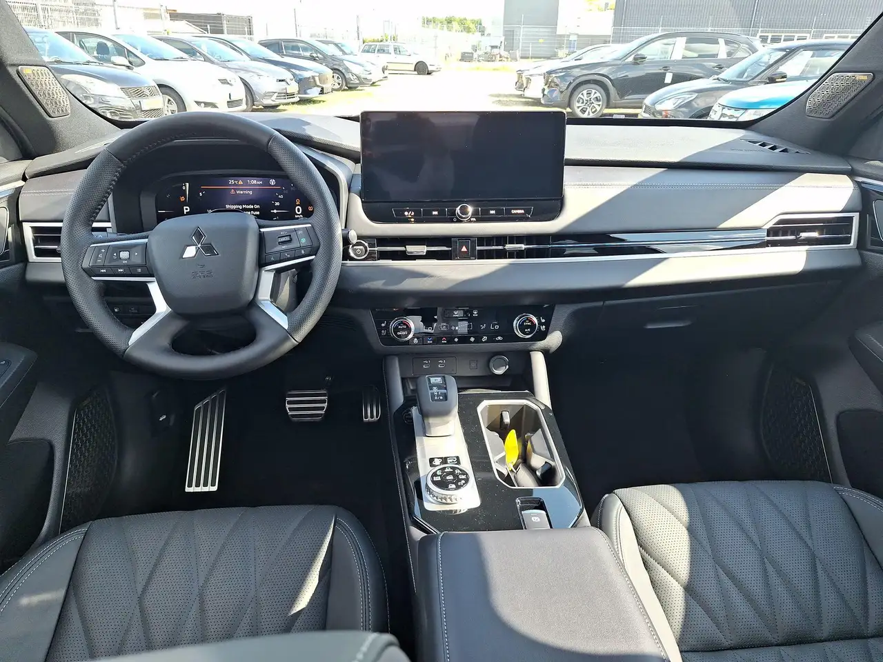 Mitsubishi Outlander 2026 — фото 11