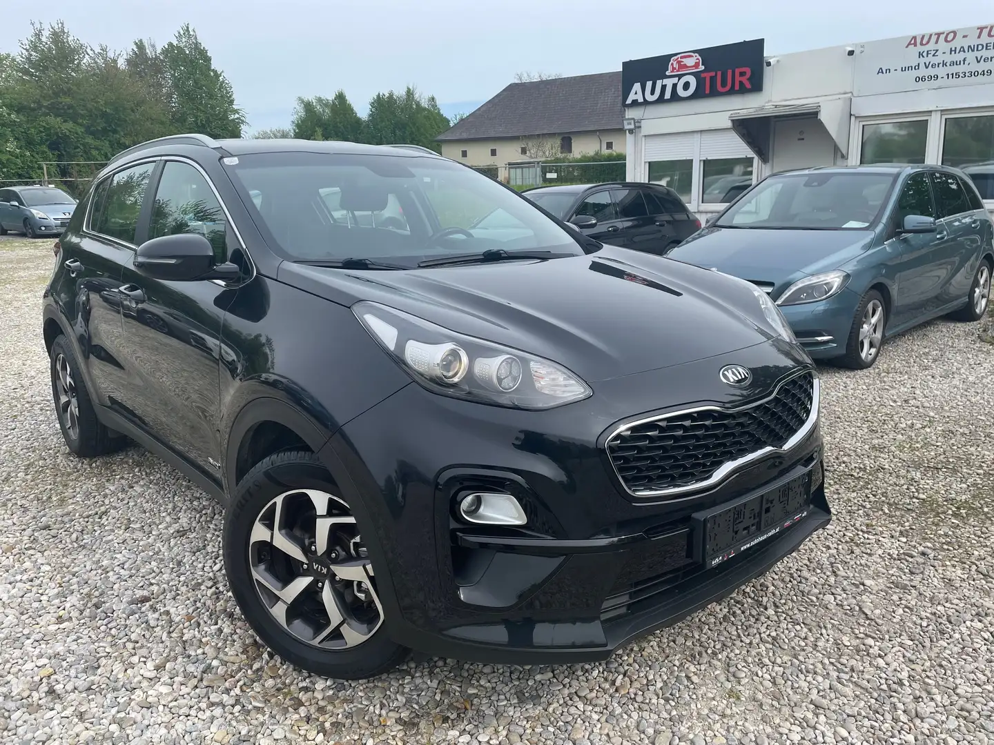 Kia Sportage 4WD+ allrad pickerl 6/2026+4monat+navigationssytem Schwarz - 1