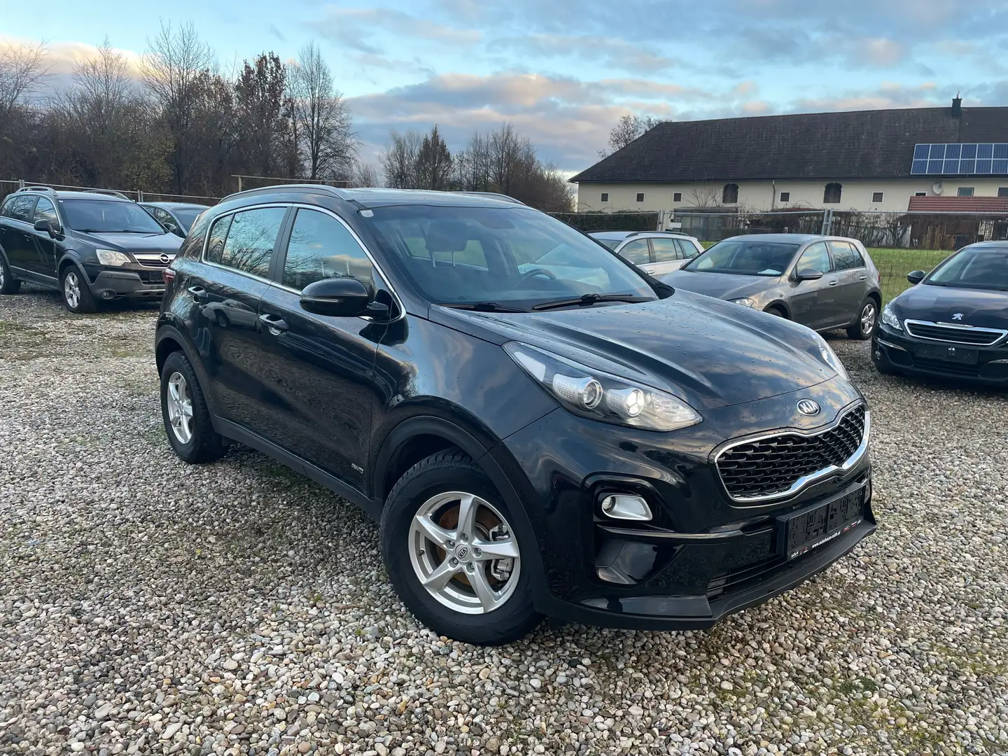 Kia Sportage Vision 4WD+ allrad pickerl 6/2026+4monat Schwarz - 1