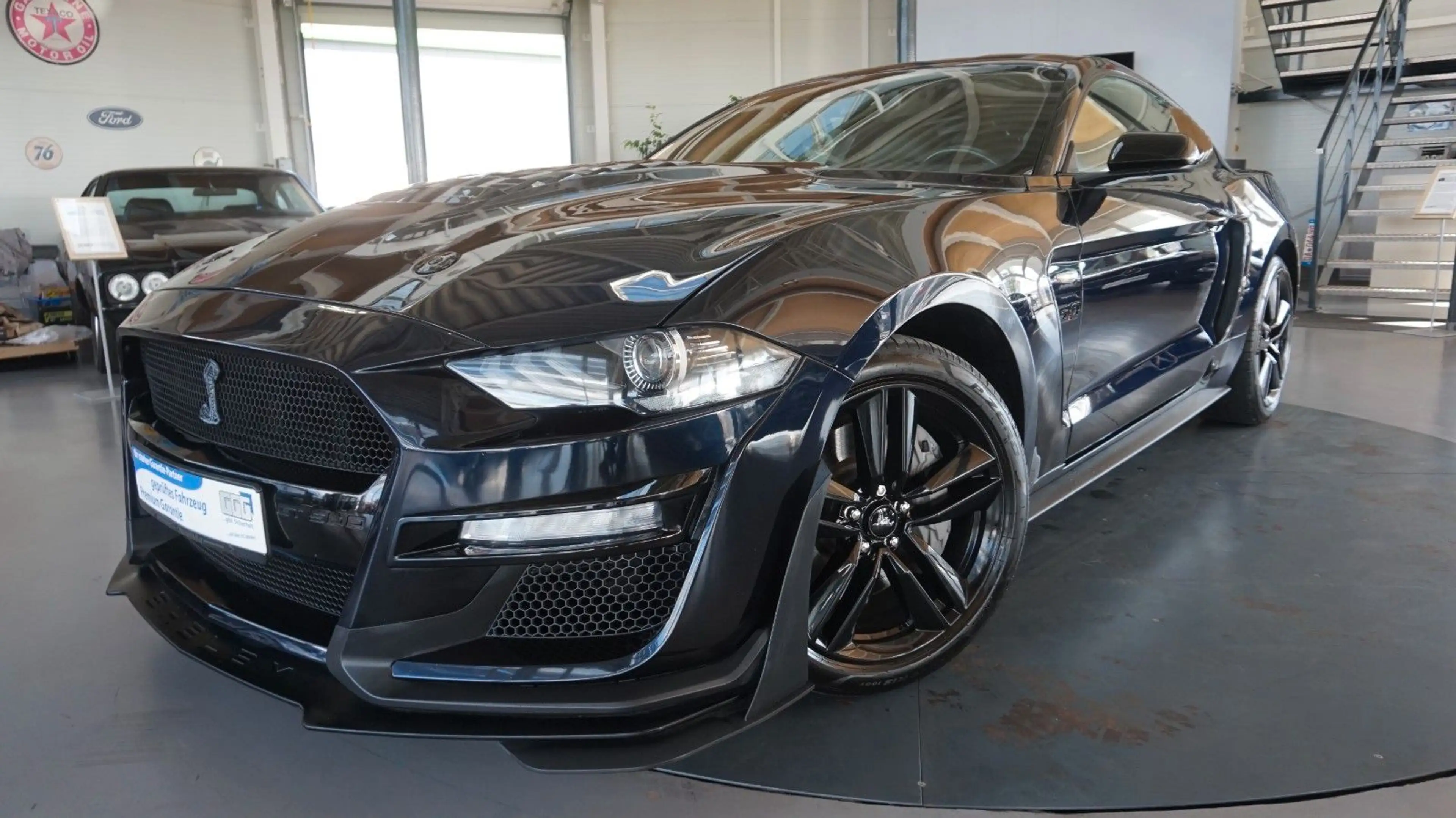 Ford Mustang 5.0  V 8 Shelby GT 500 look*Aut.*Klappen