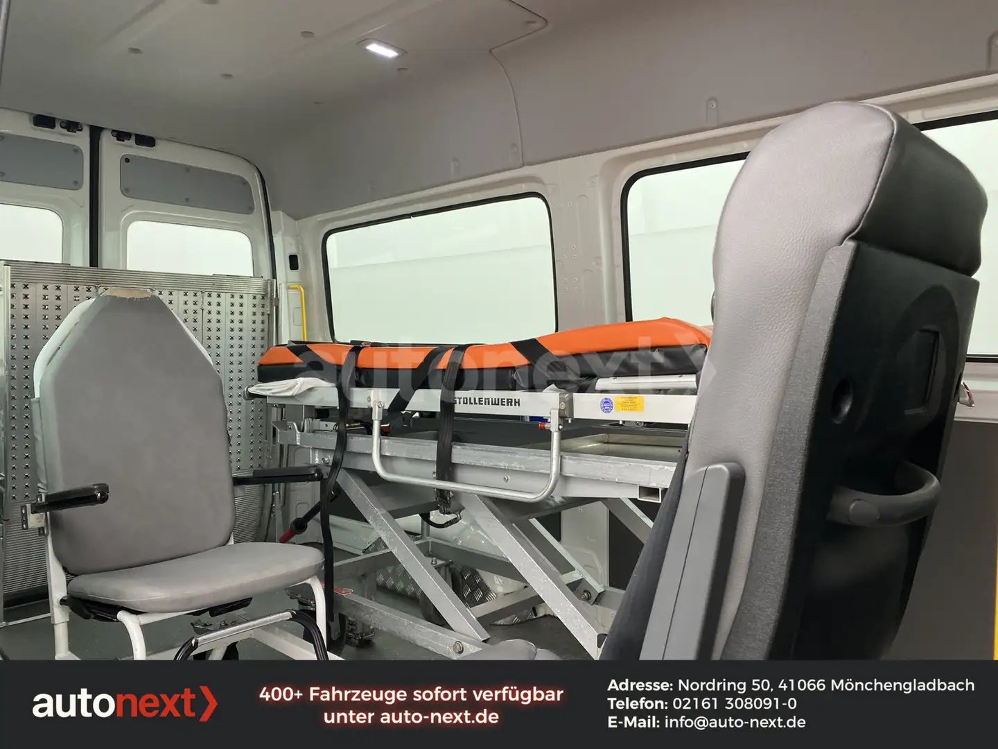 Volkswagen Crafter 35 Aut. KTW Krankentransport Liege+Trage Blanco - 2