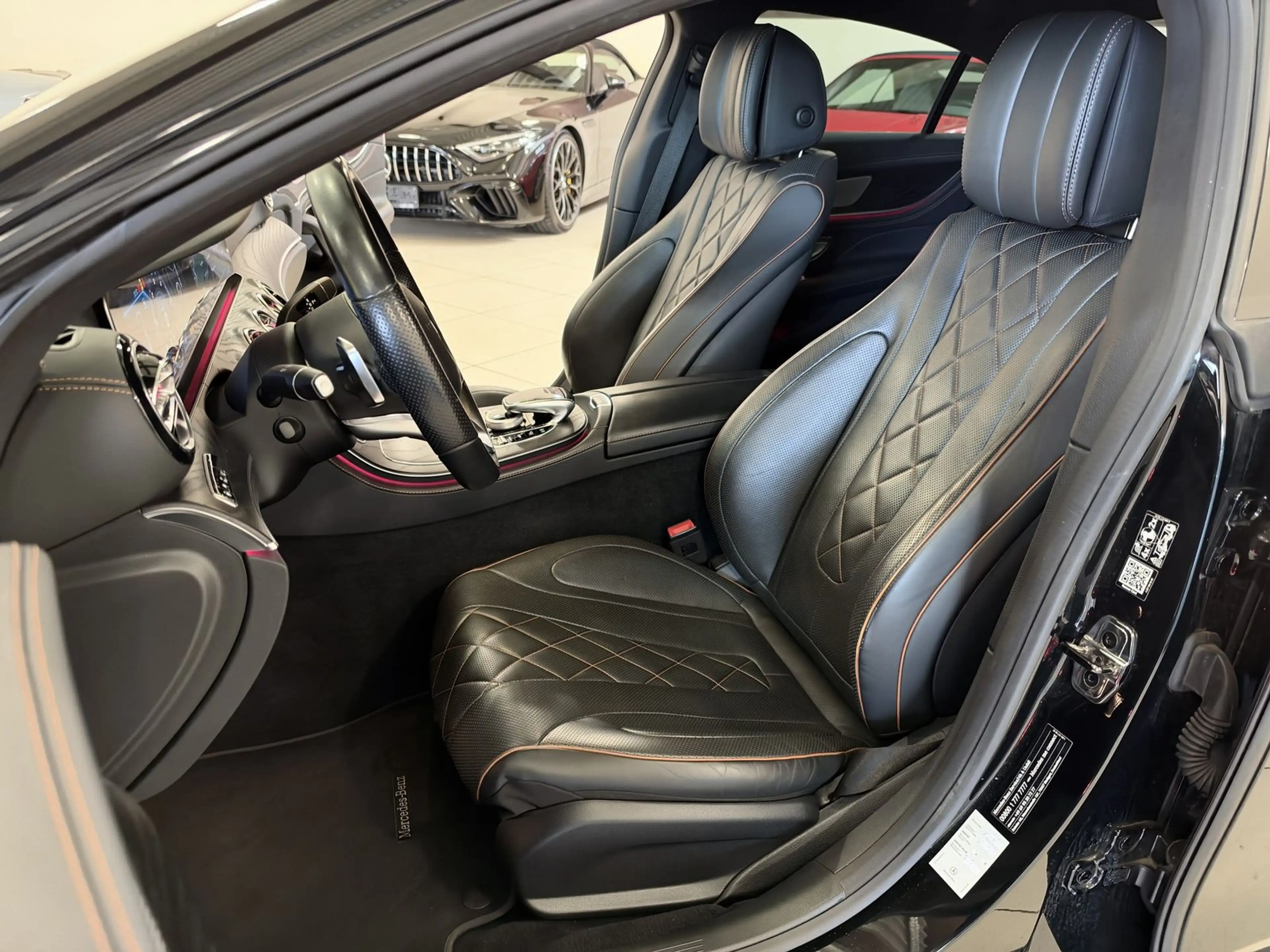 Mercedes-Benz CLS 400 d 4M Edition 1 AMG *Luft-Burmester-STHZ* — photo 11