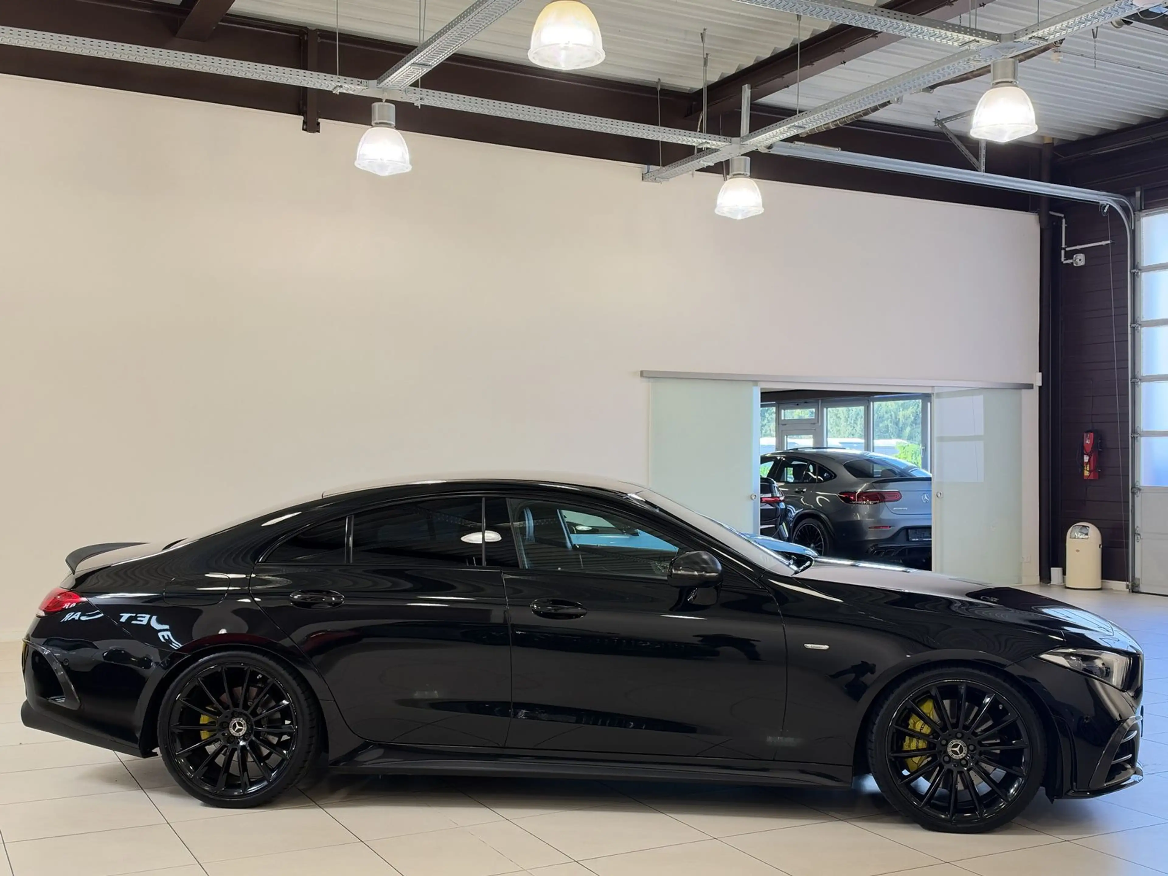 Mercedes-Benz CLS 400 d 4M Edition 1 AMG *Luft-Burmester-STHZ* — photo 5