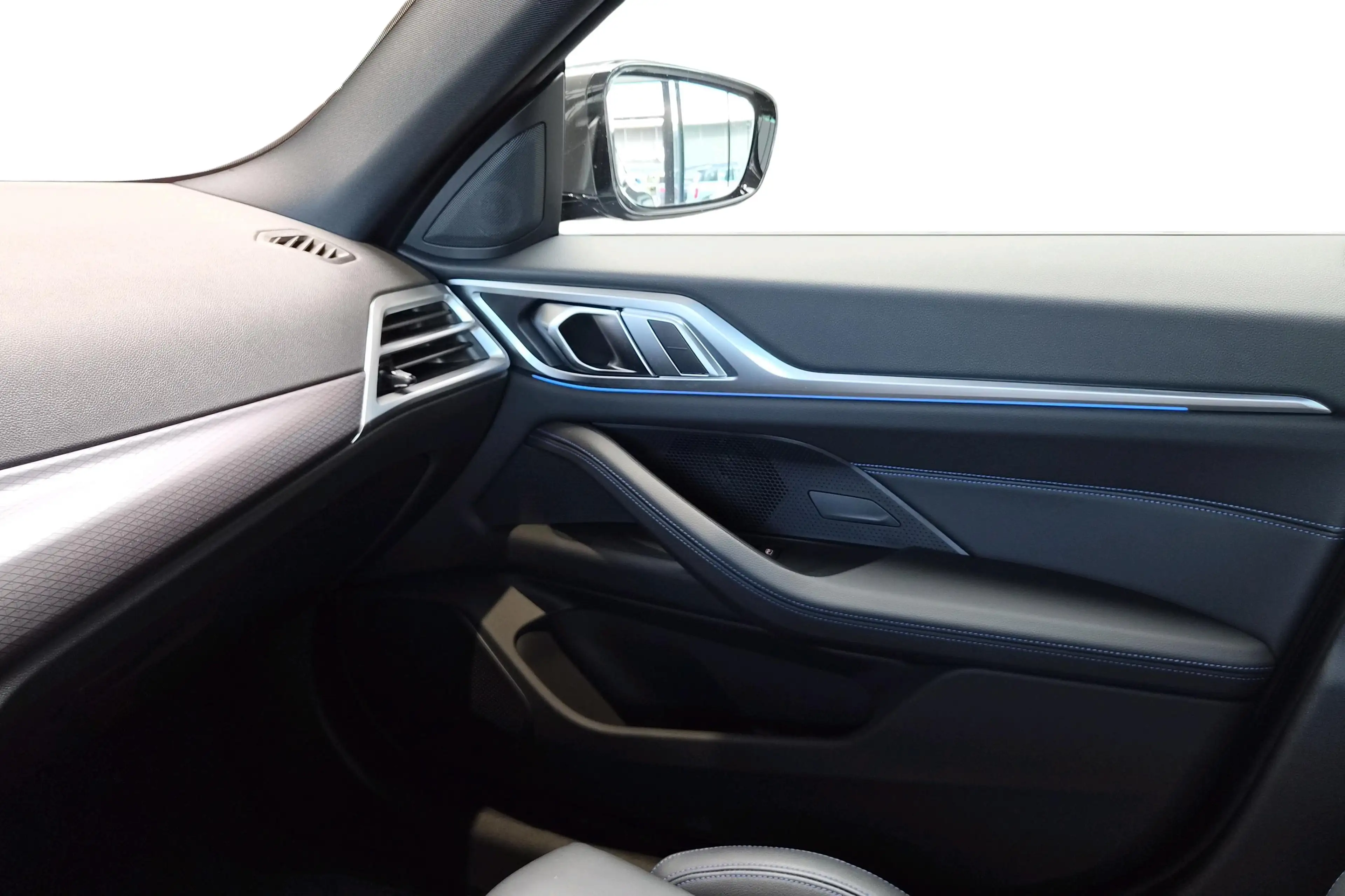 BMW i4 G26 2 EDRIVE40 340 BVA — photo 11
