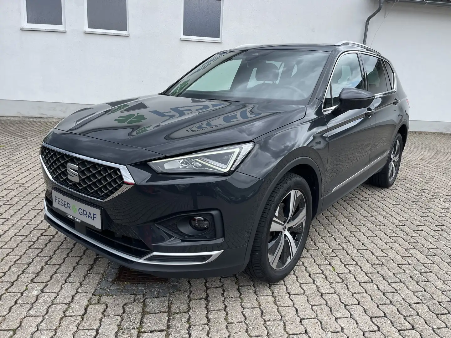 SEAT Tarraco XCELLENCE 1.5 7 SITZE AHK ACC Grau - 2
