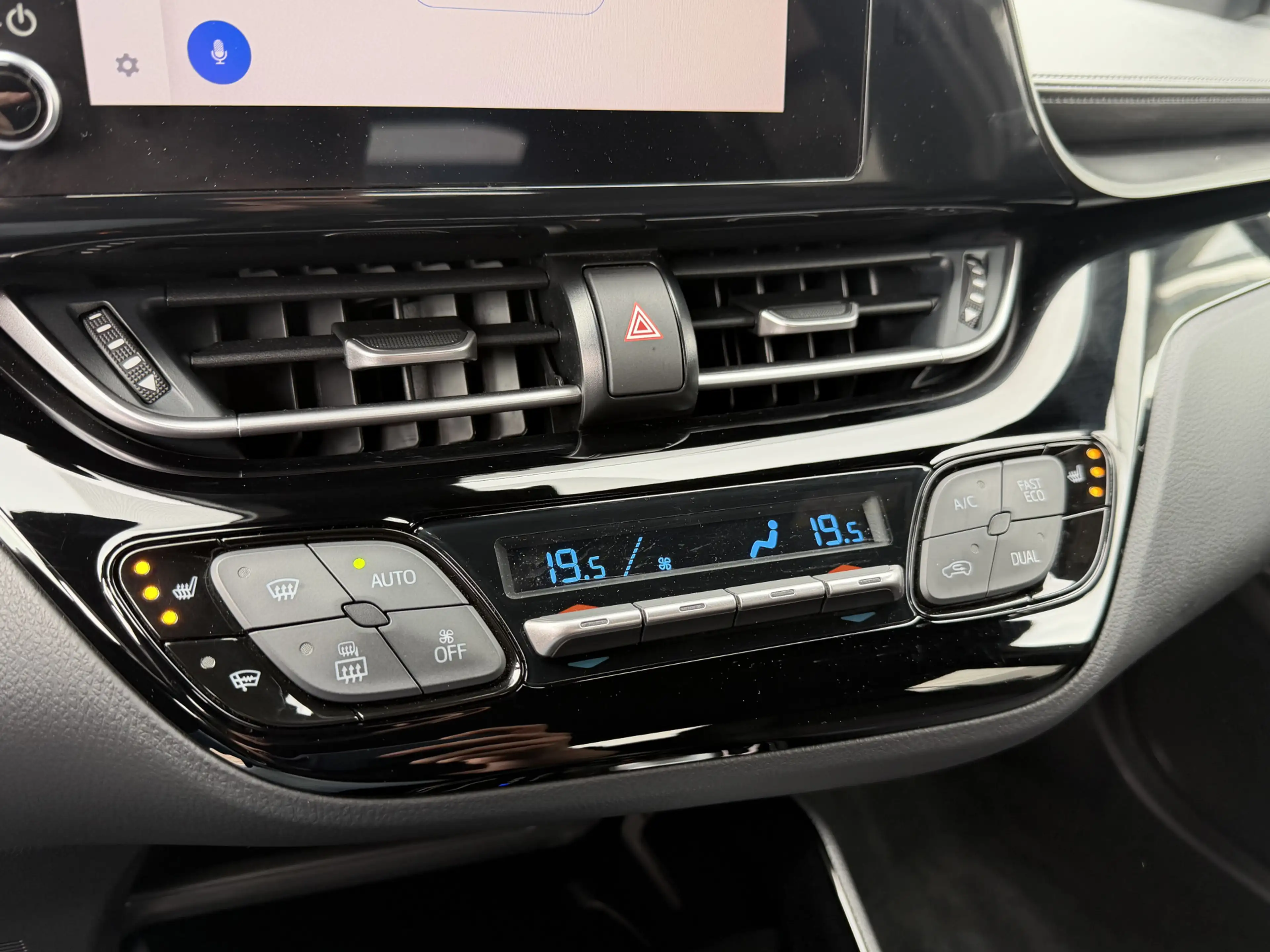 Toyota C-HR 1.8 Hybrid Style Parkeer en Dodehoek Sensoren Stoe — photo 9
