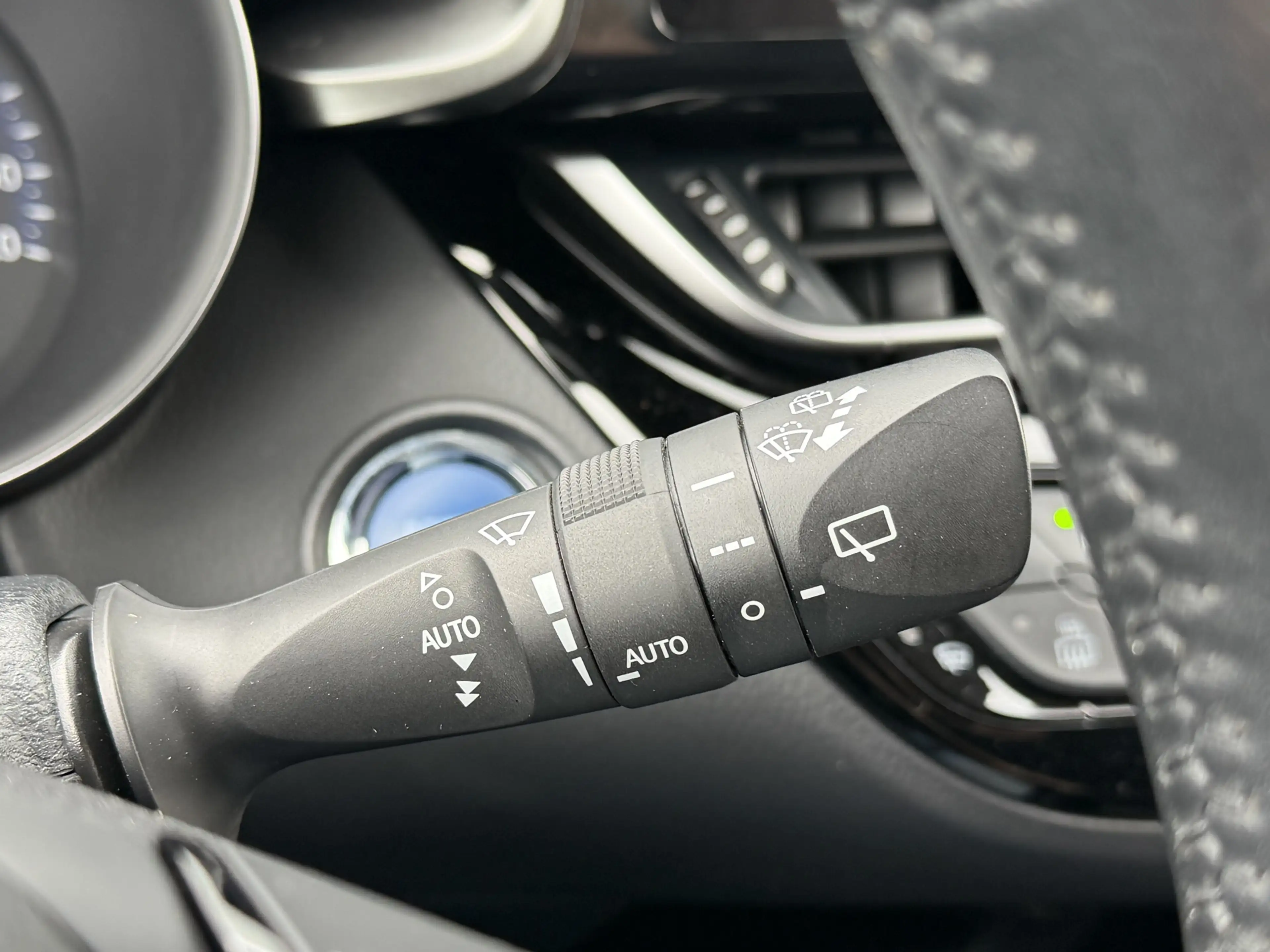 Toyota C-HR 1.8 Hybrid Style Parkeer en Dodehoek Sensoren Stoe — photo 13