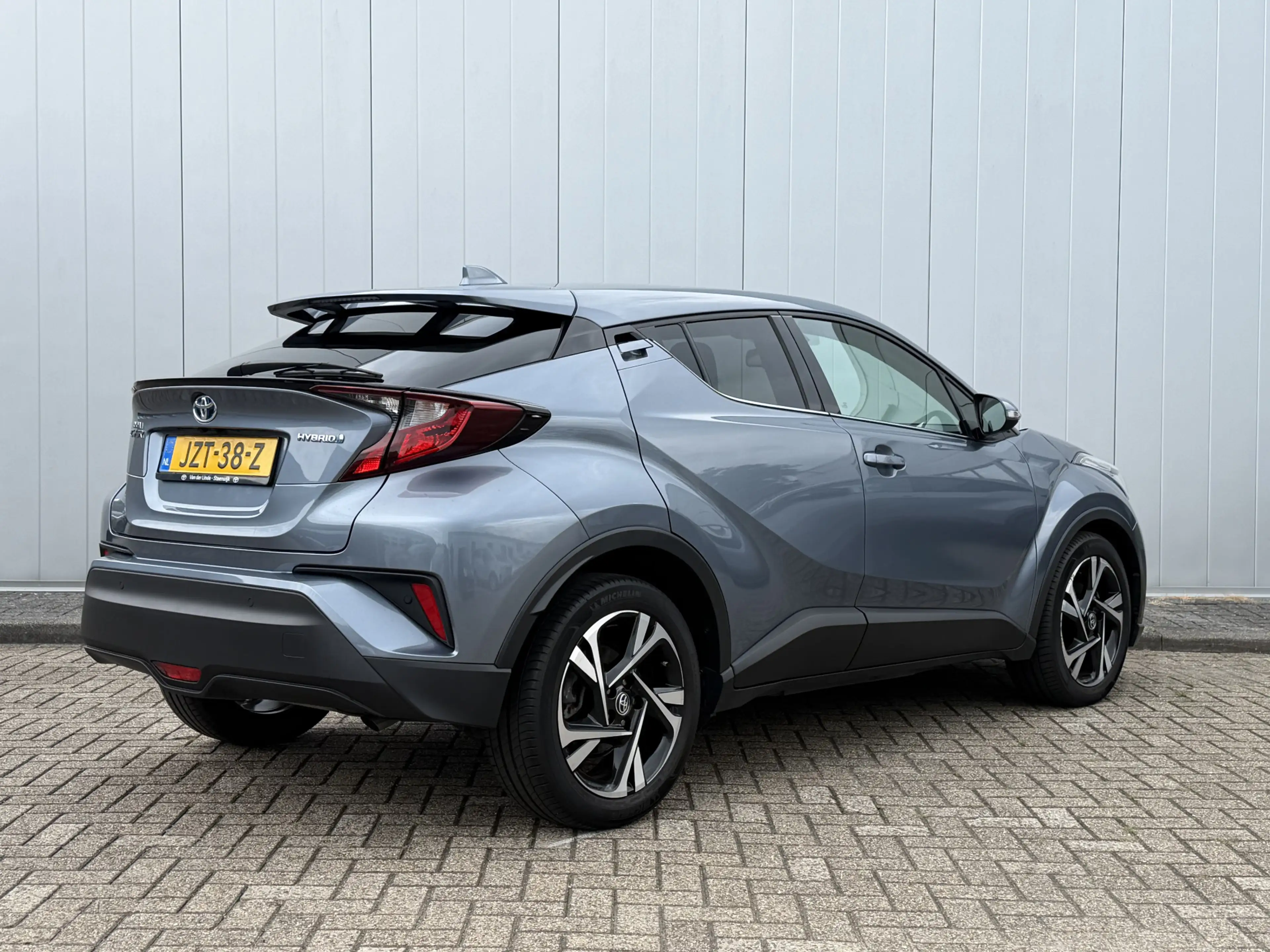 Toyota C-HR 1.8 Hybrid Style Parkeer en Dodehoek Sensoren Stoe — photo 4