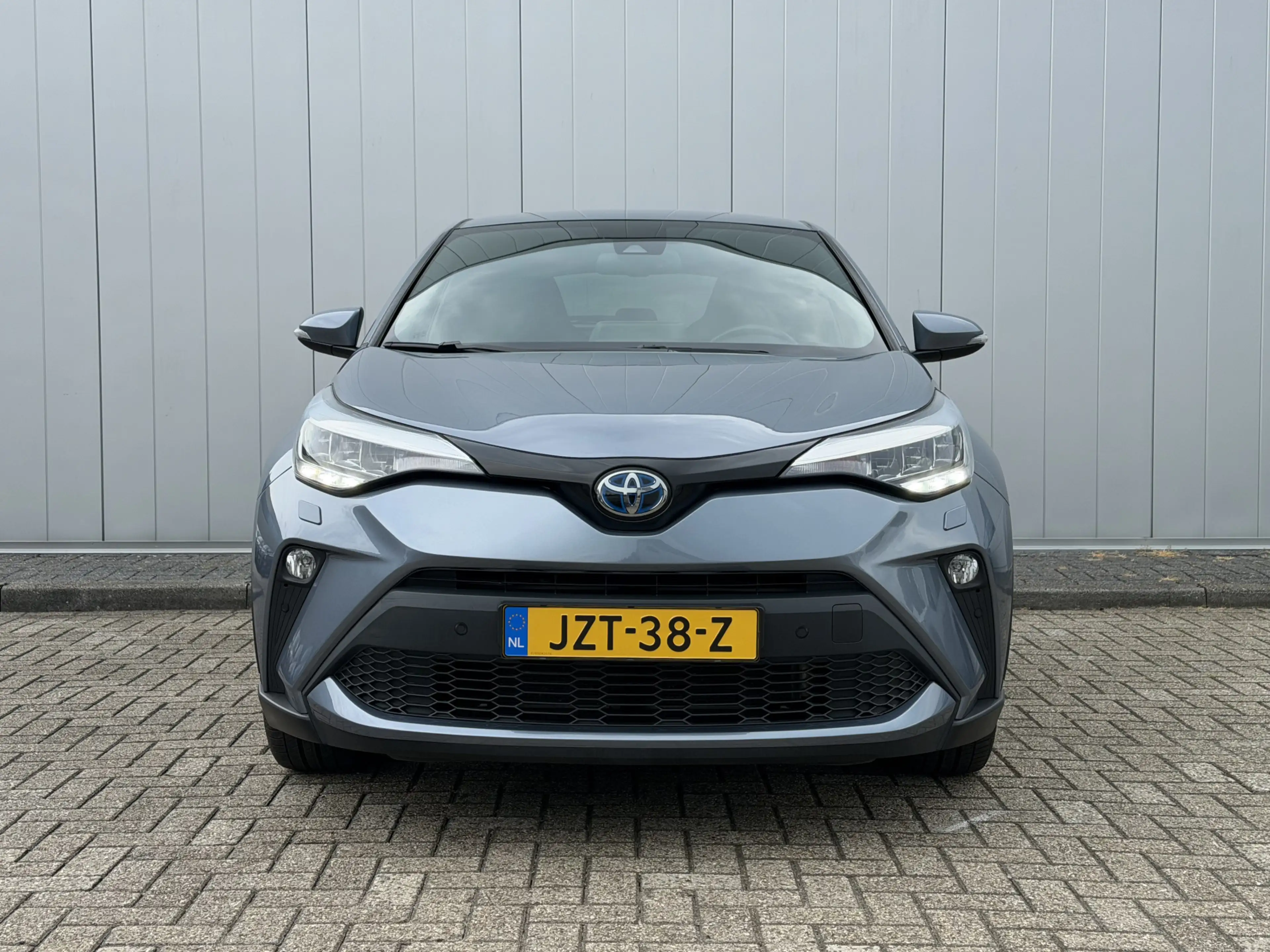 Toyota C-HR 1.8 Hybrid Style Parkeer en Dodehoek Sensoren Stoe — photo 3