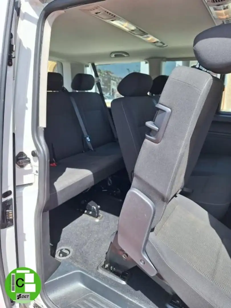 Volkswagen T5 Multivan Trendline 2.0 TDI BMT 102 CV Blanc - 2