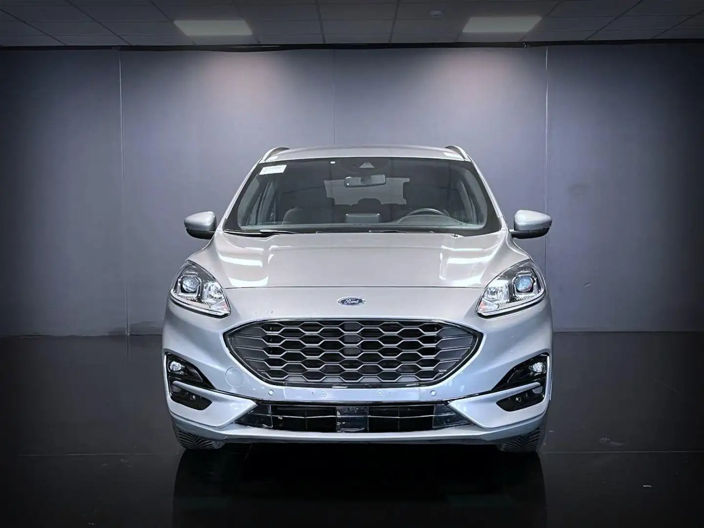 Ford Kuga 2.5 Full Hybrid 190 CV CVT 2WD ST-Line Plateado - 2