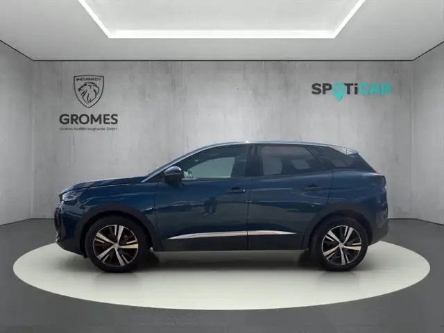 Peugeot 3008 view 6