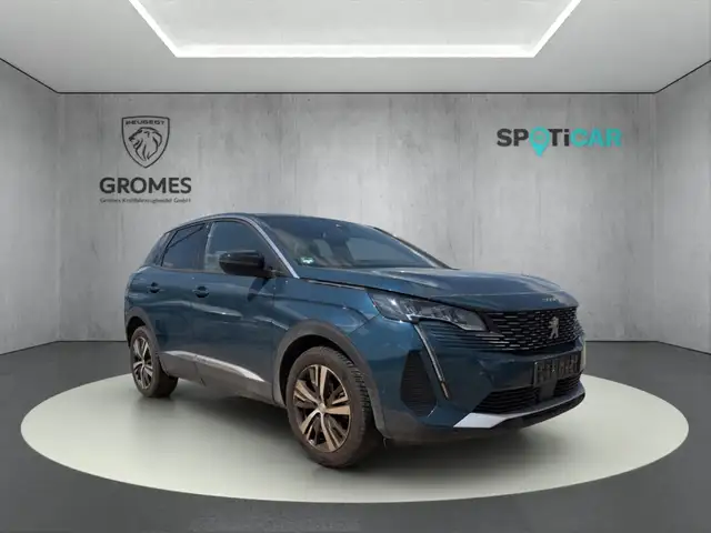 Peugeot 3008 main image