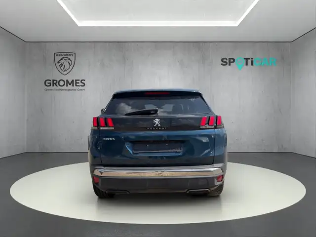 Peugeot 3008 view 4