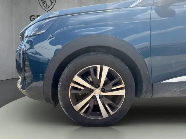 Peugeot 3008 view 11