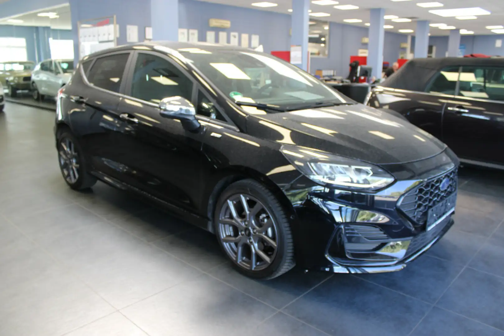 Ford Fiesta 1.0 EcoBoost Hybrid ST-LINE Schwarz - 1